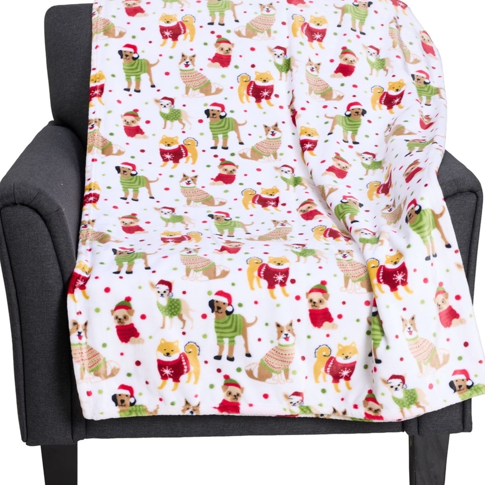 Jingles & Joy Sweater Dogs Throw Blanket - 60x70"